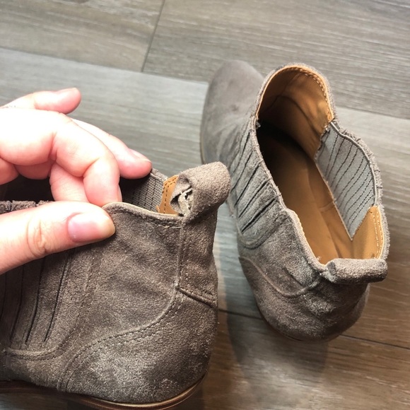 Nine West Mayley Taupe Chelsea Suede Ankle Bootie Woman’s Size 8 - Picture 6 of 10